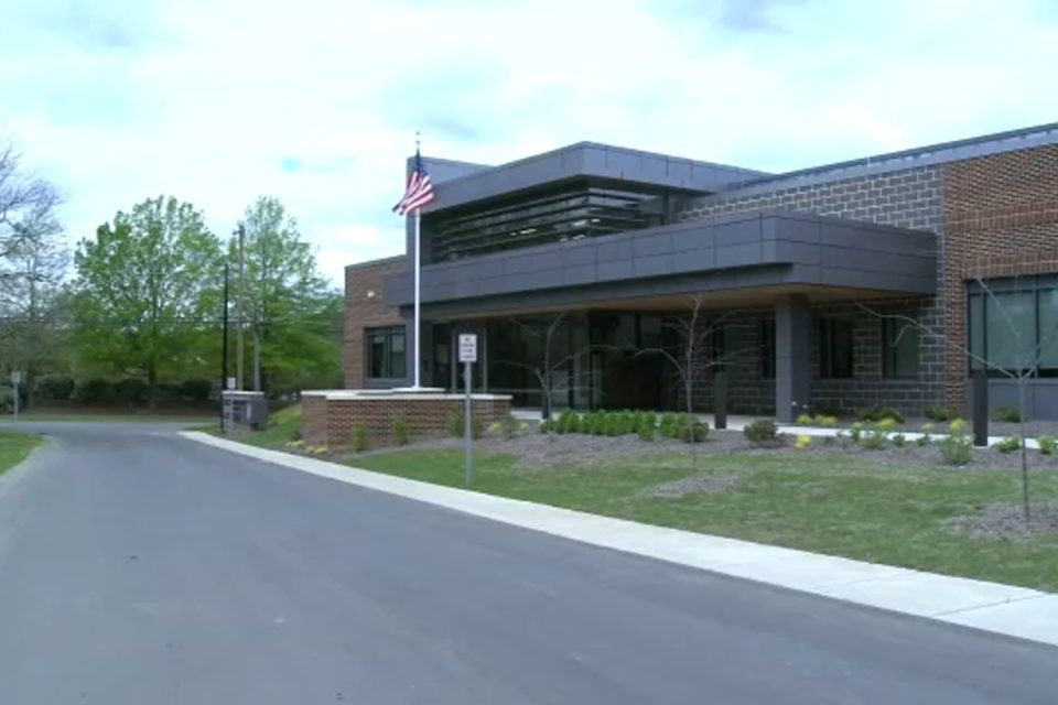 14618266_040424-wtvd-youth-home-tour